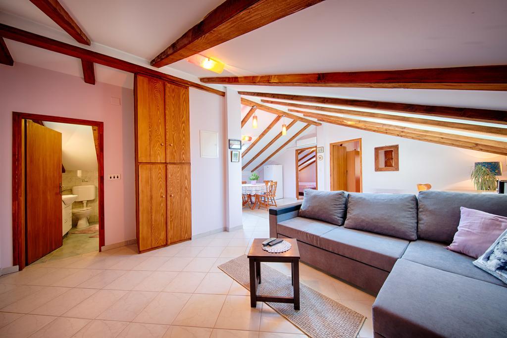 Apartments Pol Murvu Vis Extérieur photo